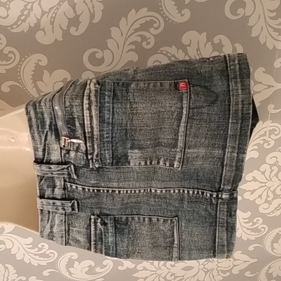 Buffalo by David Bitton, Acid Washed Micro-Mini - Picture 5 of 5